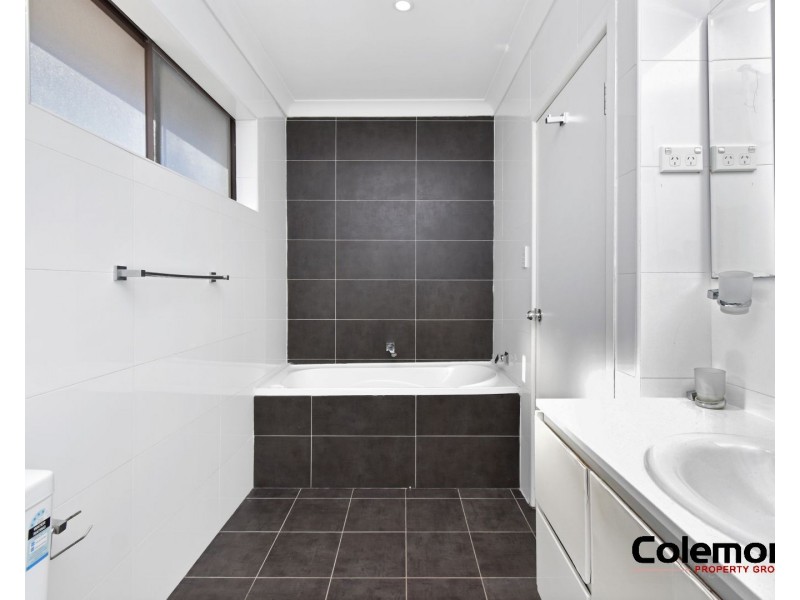 6 Bligh Ave, Lurnea NSW 2170