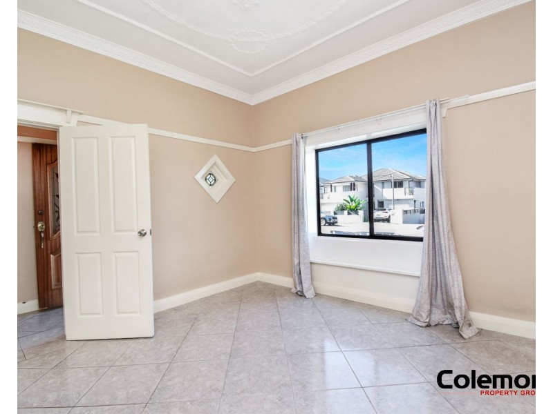 33 Columbine Avenue, Bankstown NSW 2200