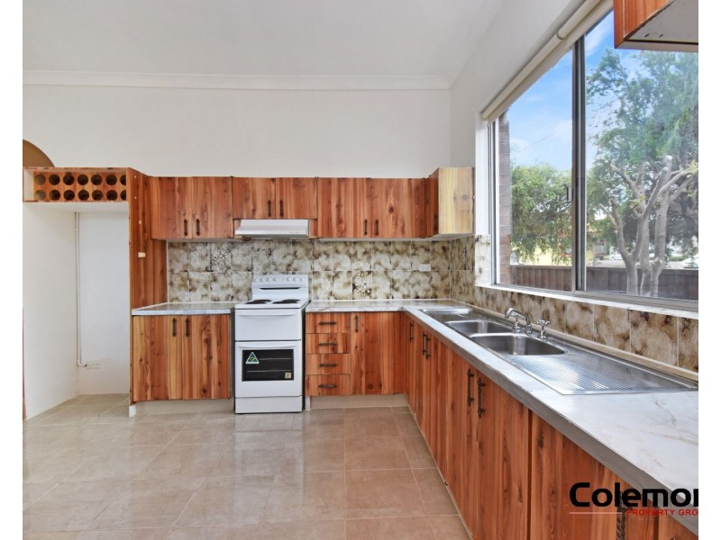21 Thorncraft Pde, Campsie NSW 2194