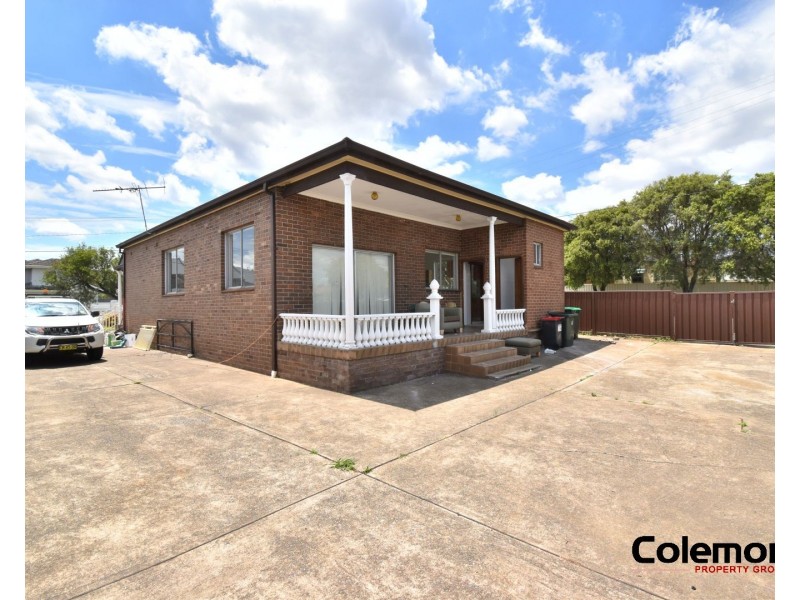 21 Thorncraft Pde, Campsie NSW 2194