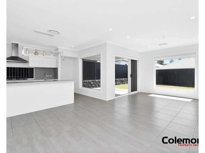 65 Butler St, Gregory Hills NSW 2557