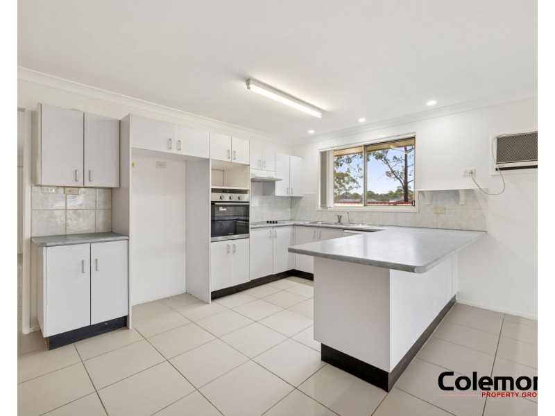 2 Bergalia Close, Prestons NSW 2170
