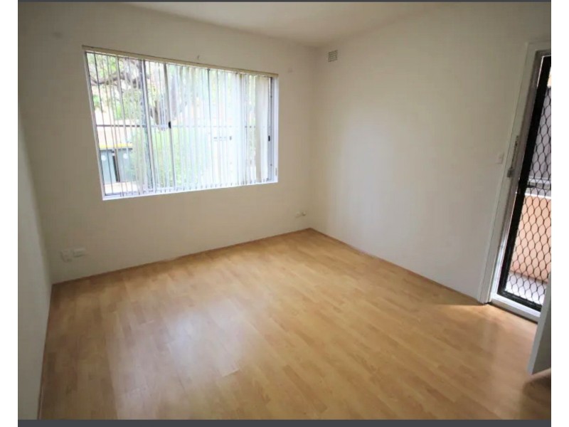 4/15 Hill St, Campsie NSW 2194