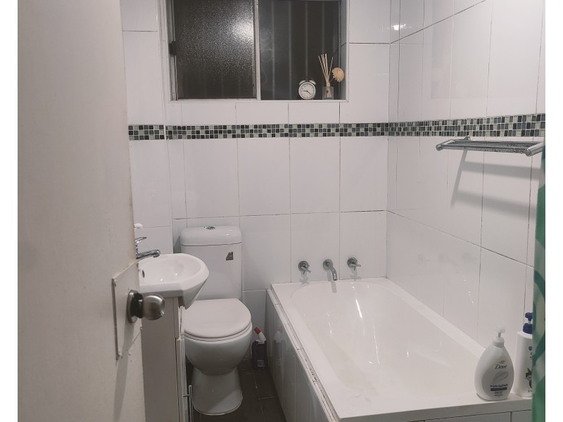 4/15 Hill St, Campsie NSW 2194