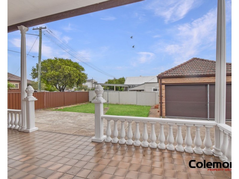 21 Thorncraft Pde, Campsie NSW 2194