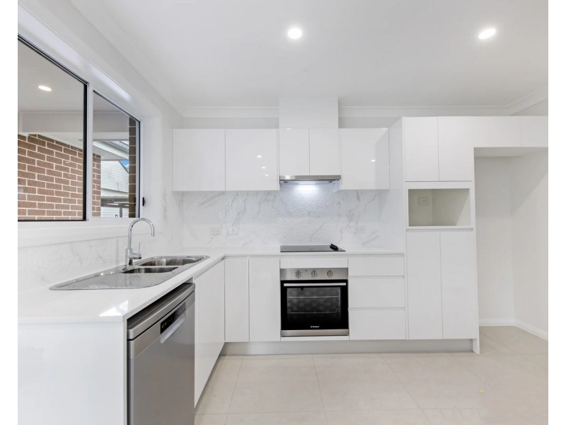 10A Faye St, Seven Hills NSW 2147