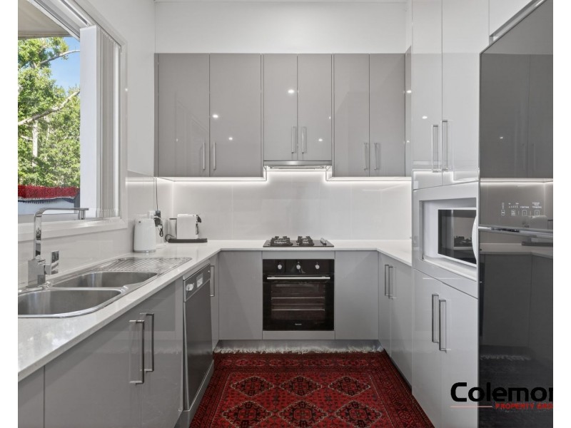 5 Vivienne Street, Woodpark NSW 2164