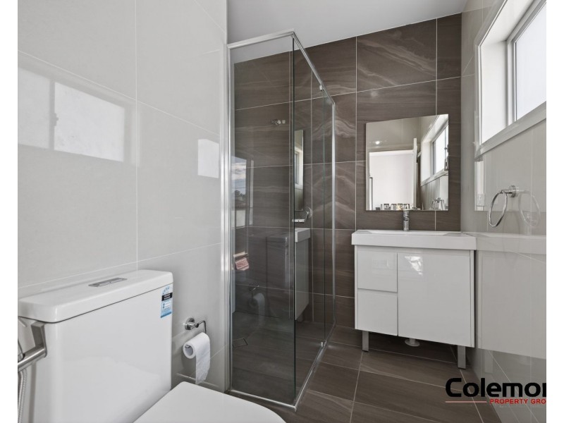 5 Vivienne Street, Woodpark NSW 2164