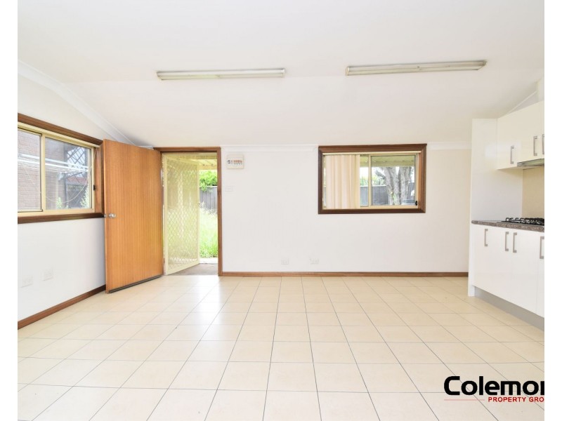 33 Caroline St, Guildford NSW 2161