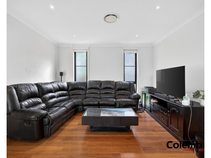 18 Bardo Circuit, Revesby Heights NSW 2212
