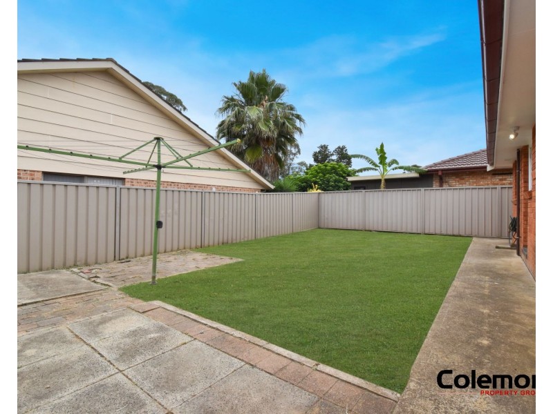 88 Potoroo Ave, St Helens Park NSW 2560