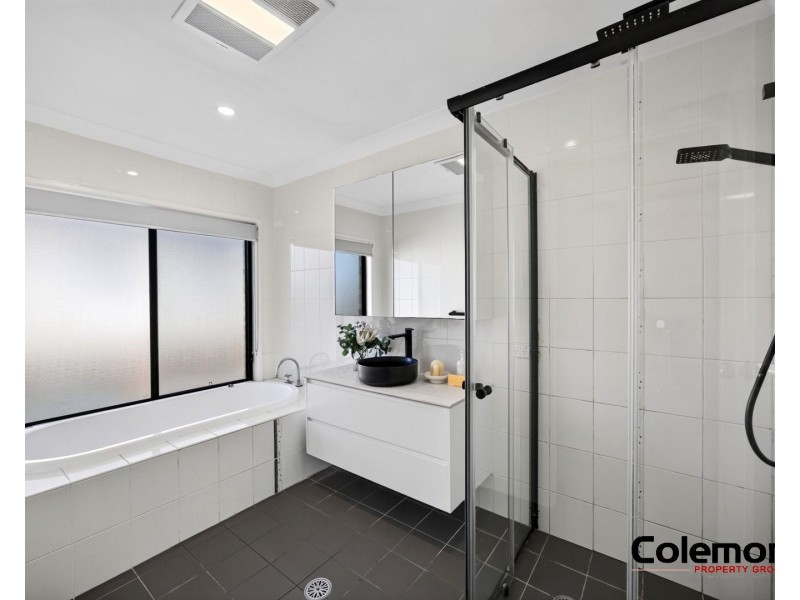 34 Moore St, Campsie NSW 2194