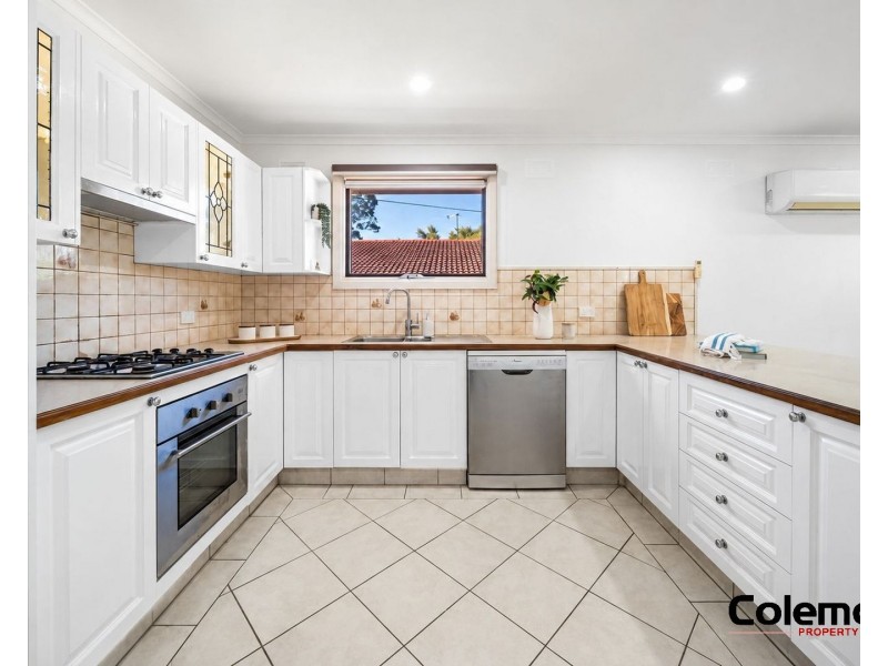 35 Fitzgerald Ave, Hammondville NSW 2170