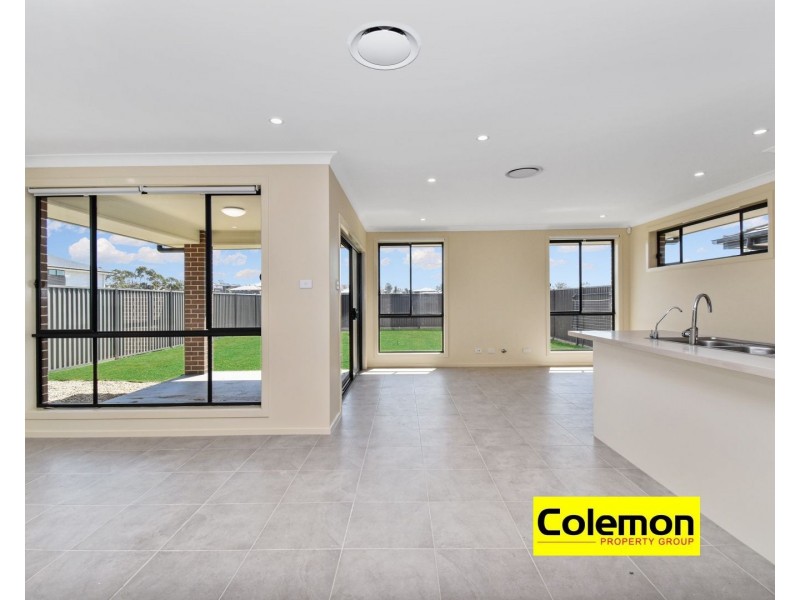 15 Hellcat Road, Edmondson Park NSW 2174