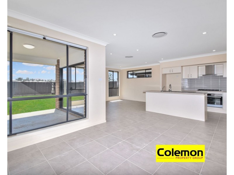 15 Hellcat Road, Edmondson Park NSW 2174