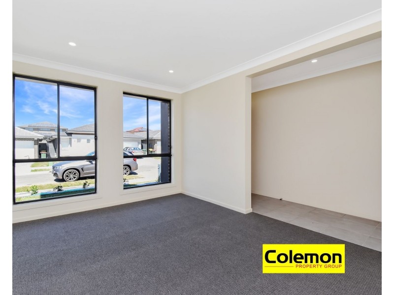 15 Hellcat Road, Edmondson Park NSW 2174