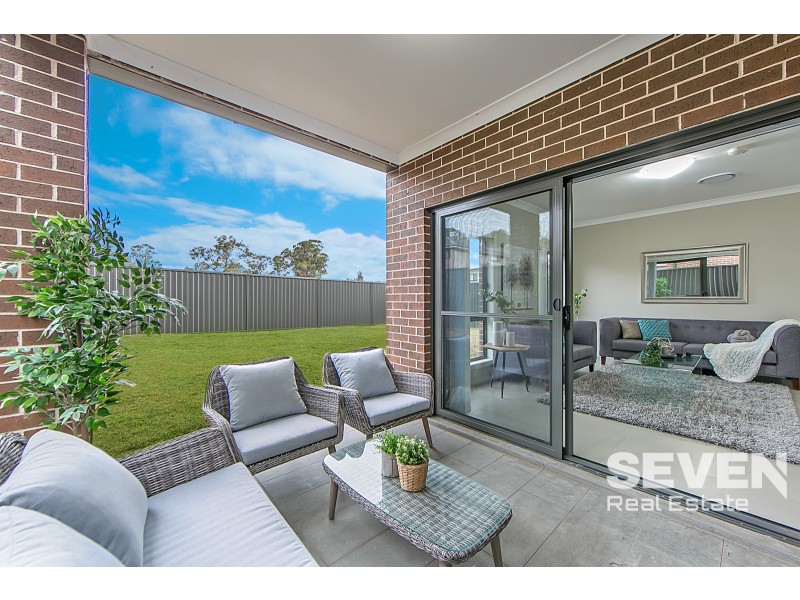 11 Gwen Street, Rouse Hill NSW 2155