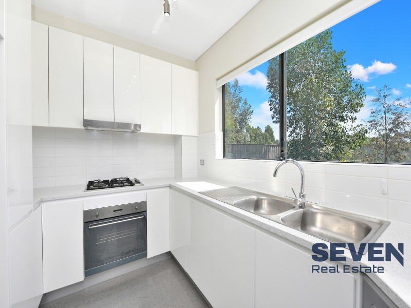 21/2 Mccausland Place, Kellyville NSW 2155