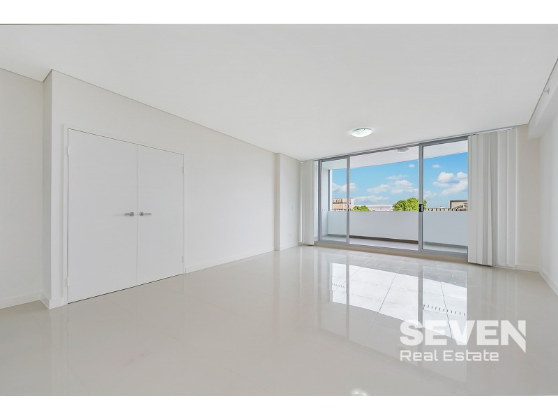 617/301 Old Northern Road, Castle Hill NSW 2154