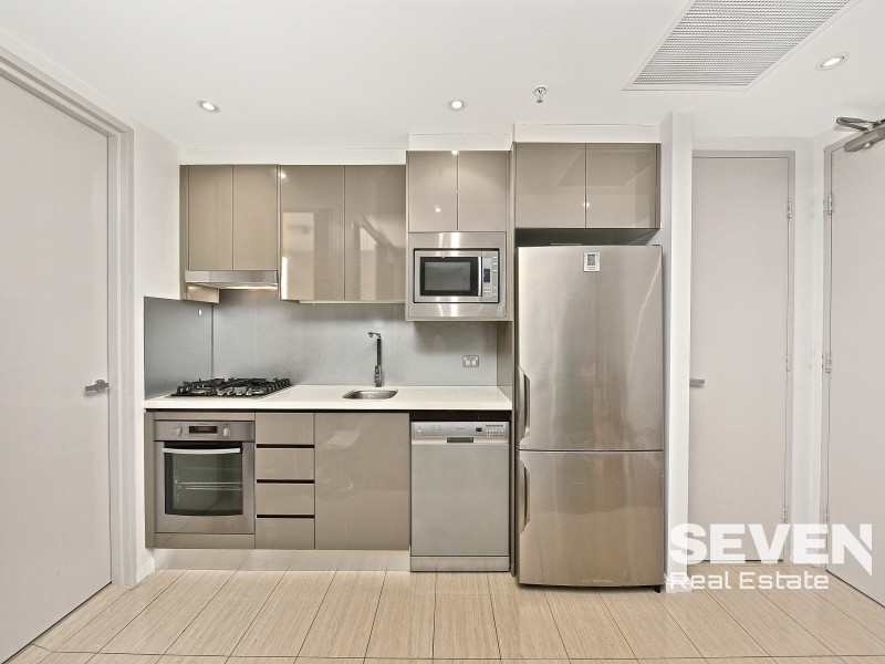 1327/20 Gadigal Avenue, Zetland NSW 2017