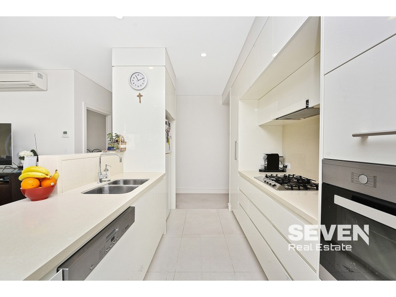 201/2 Palm Avenue, Breakfast Point NSW 2137