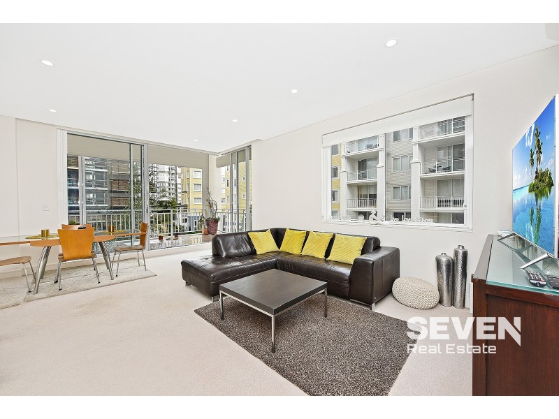 201/2 Palm Avenue, Breakfast Point NSW 2137