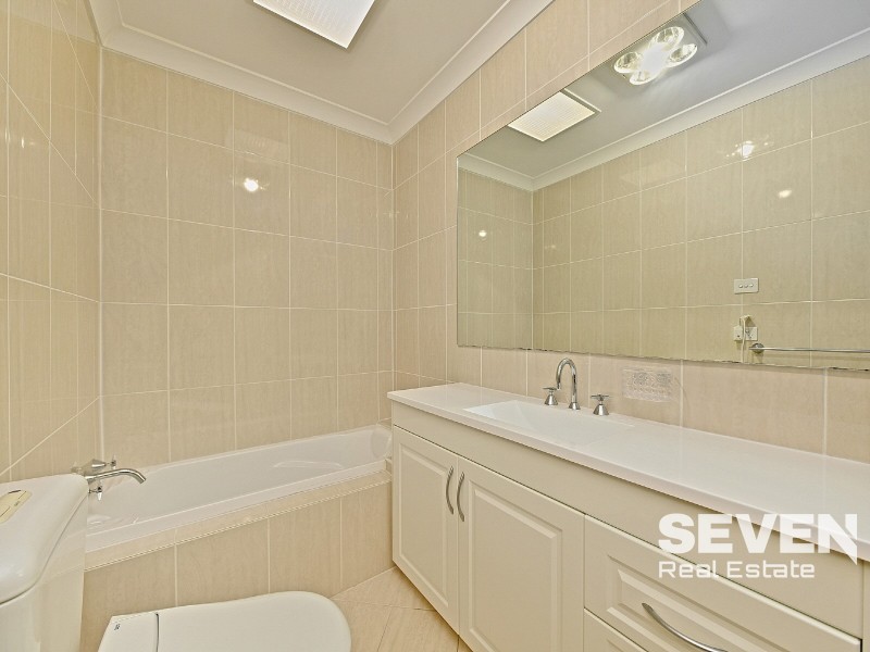 5/3-7 Warwick Parade, Castle Hill NSW 2154