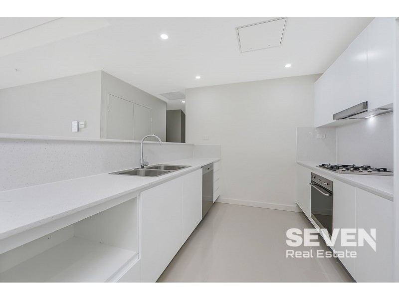 720/301 Old Northern Road, Castle Hill NSW 2154