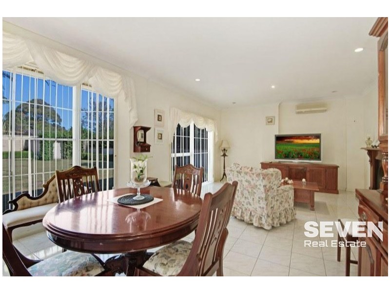 9 Cotswold Avenue, Castle Hill NSW 2154