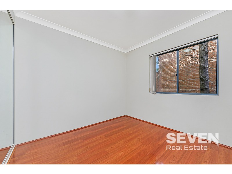 10/27 Station Street West, Harris Park NSW 2150