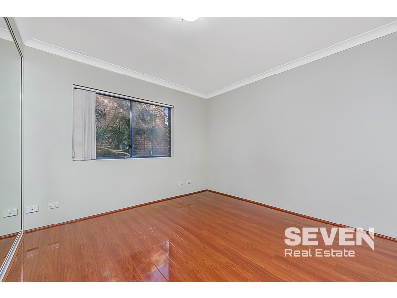 10/27 Station Street West, Harris Park NSW 2150