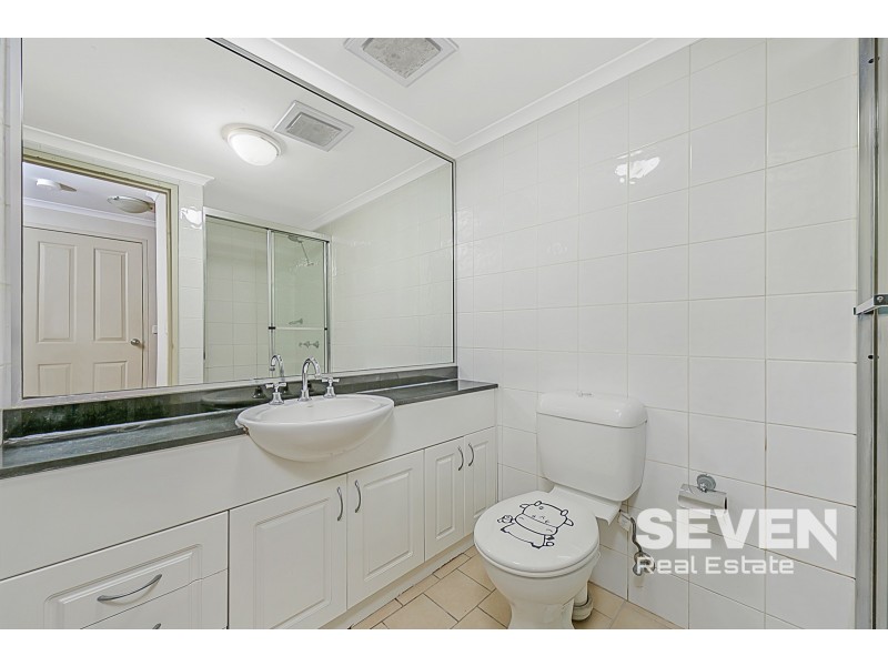 10/27 Station Street West, Harris Park NSW 2150
