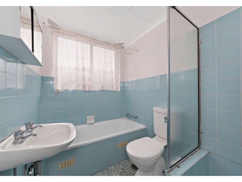 11/4 Mooney Street, Strathfield South NSW 2136