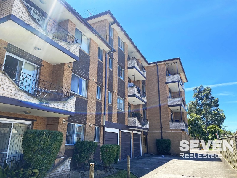 11/35 Blaxcell Street, Granville NSW 2142