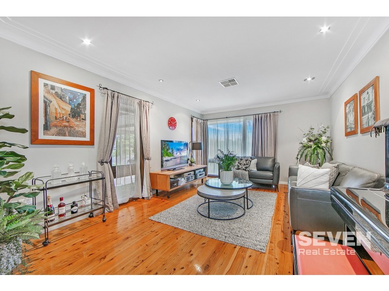 6 Canham Close, Castle Hill NSW 2154