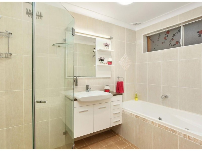 25 Wiseman Road, Castle Hill NSW 2154