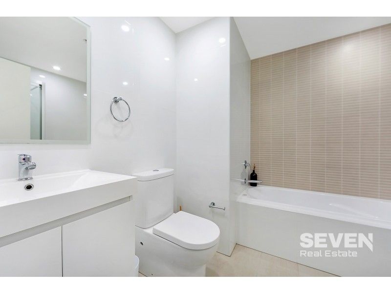 1221/301 Old Northern Road, Castle Hill NSW 2154