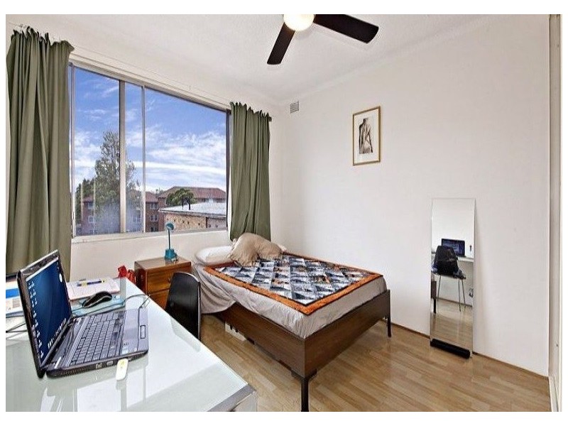 11/4 Mooney Street, Strathfield South NSW 2136