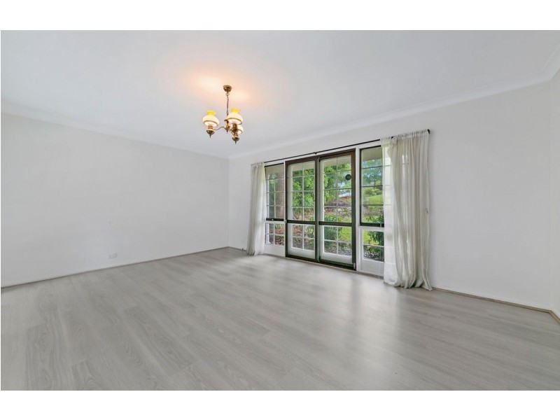 25 Woodhill Street, Castle Hill NSW 2154