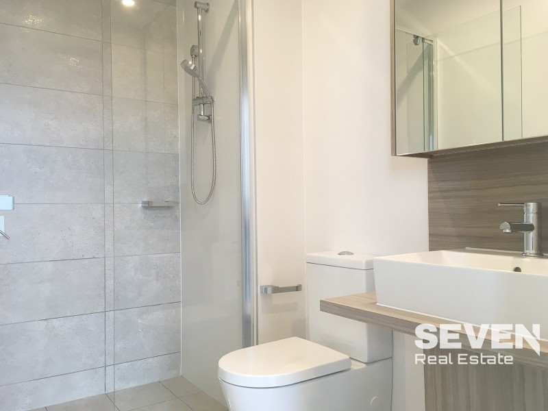 530/1-39 Lord Sheffield Circuit, Penrith NSW 2750