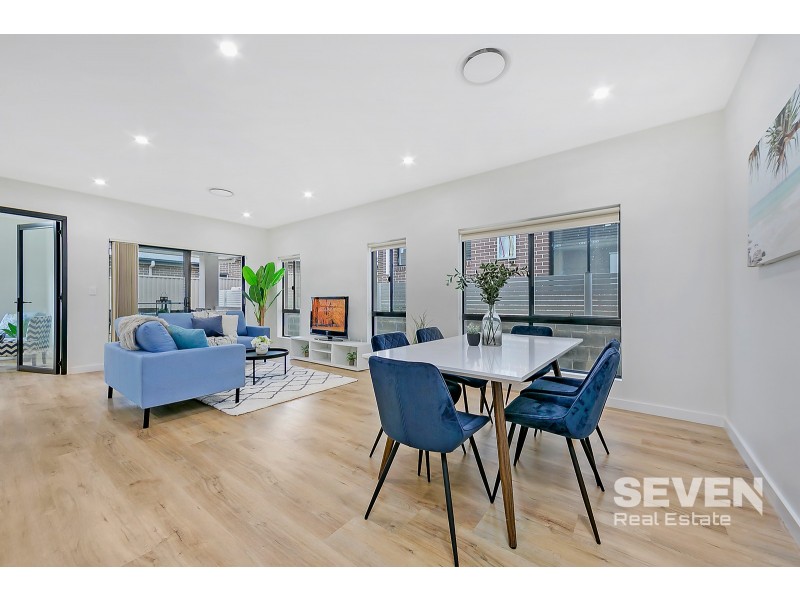 48 Denise Crescent, Riverstone NSW 2765