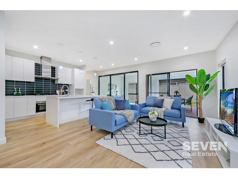 48 Denise Crescent, Riverstone NSW 2765