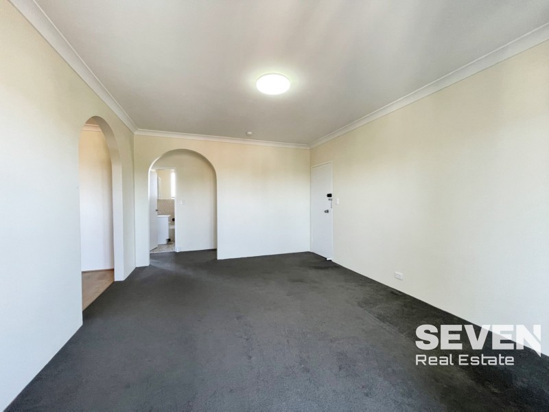 11/35 Blaxcell Street, Granville NSW 2142