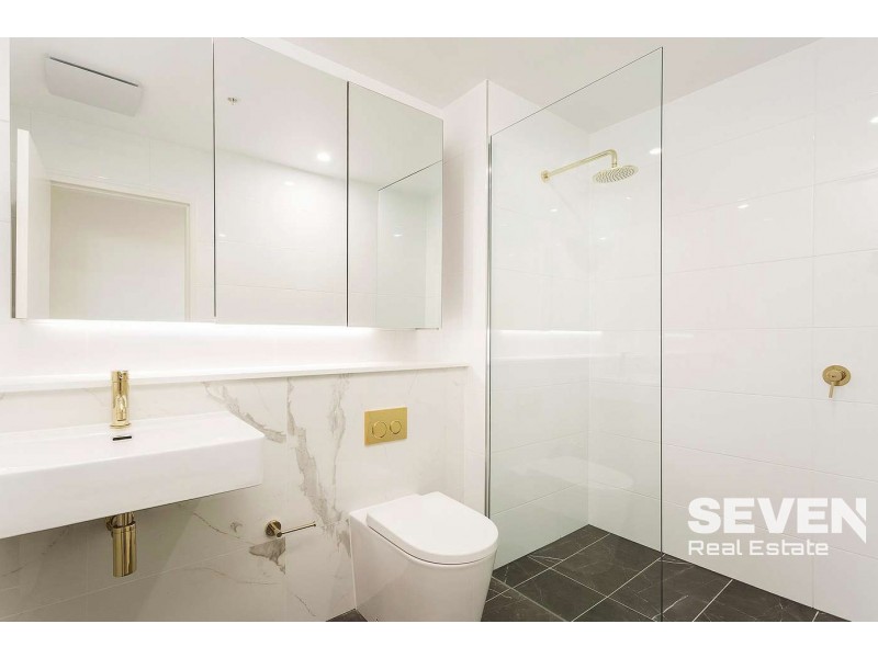 10079/17 Amalfi Road, Wentworth Point NSW 2127