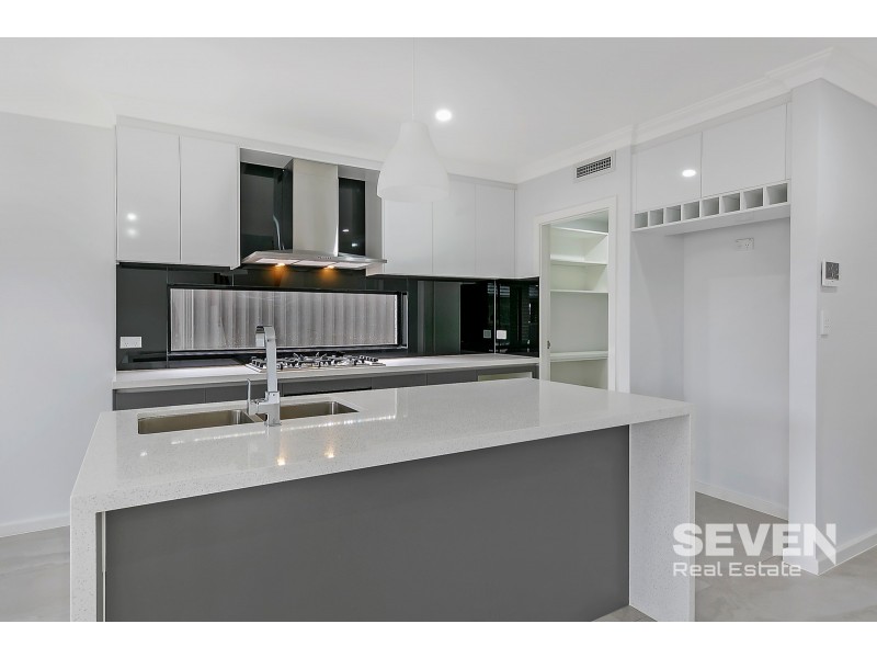 7 Allowrie Street, Rouse Hill NSW 2155