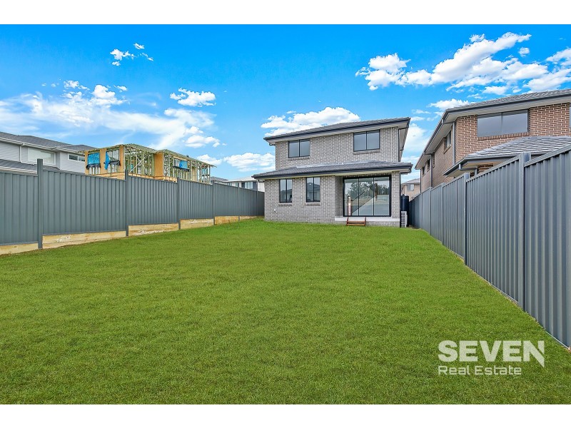 7 Allowrie Street, Rouse Hill NSW 2155