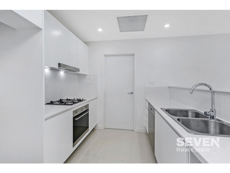 1514/301 Old Northern Road, Castle Hill NSW 2154