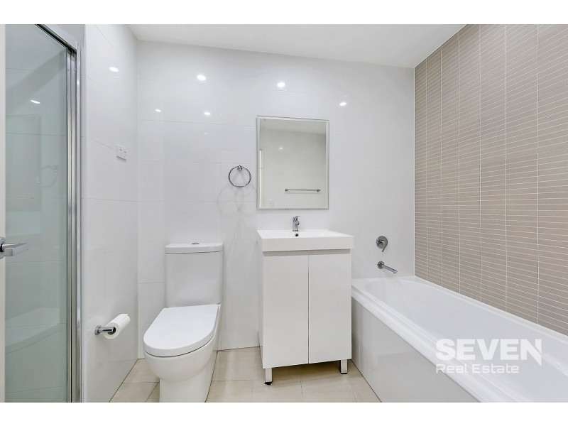 1514/301 Old Northern Road, Castle Hill NSW 2154