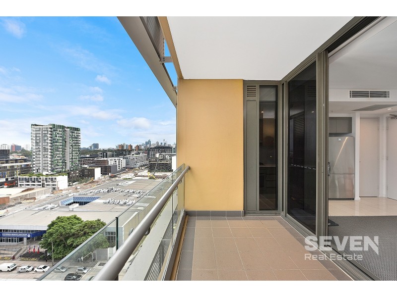 1327/20 Gadigal Avenue, Zetland NSW 2017