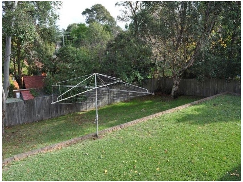 24 Dan Crescent, Castle Hill NSW 2154